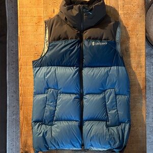 Cotopaxi Two-Tone Blue and green women’s  Vest